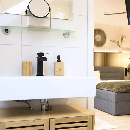 Apartment- Kueche- Parkplatz- Digitaler Check-in By Interhome