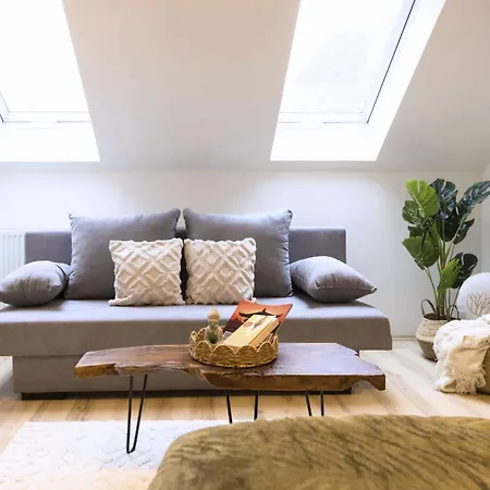 Apartment- Kueche- Parkplatz- Digitaler Check-in By Interhome *