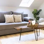 Apartment- Kueche- Parkplatz- Digitaler Check-in By Interhome Apartment Hof (Bavaria)