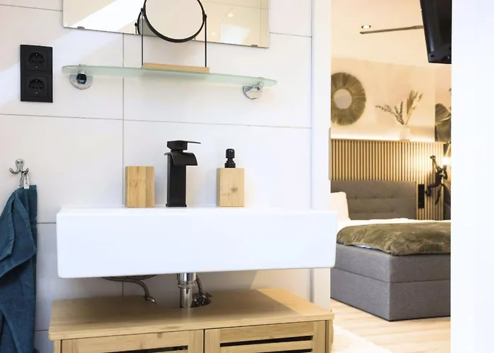 Apartment- Kueche- Parkplatz- Digitaler Check-in By Interhome