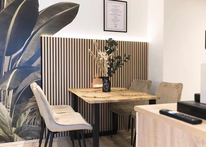 Lejlighed Apartment- Kueche- Parkplatz- Digitaler Check-in By Interhome Hof (Bavaria)